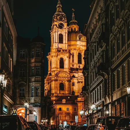 Gentle And Cozy Right At The Center Praga